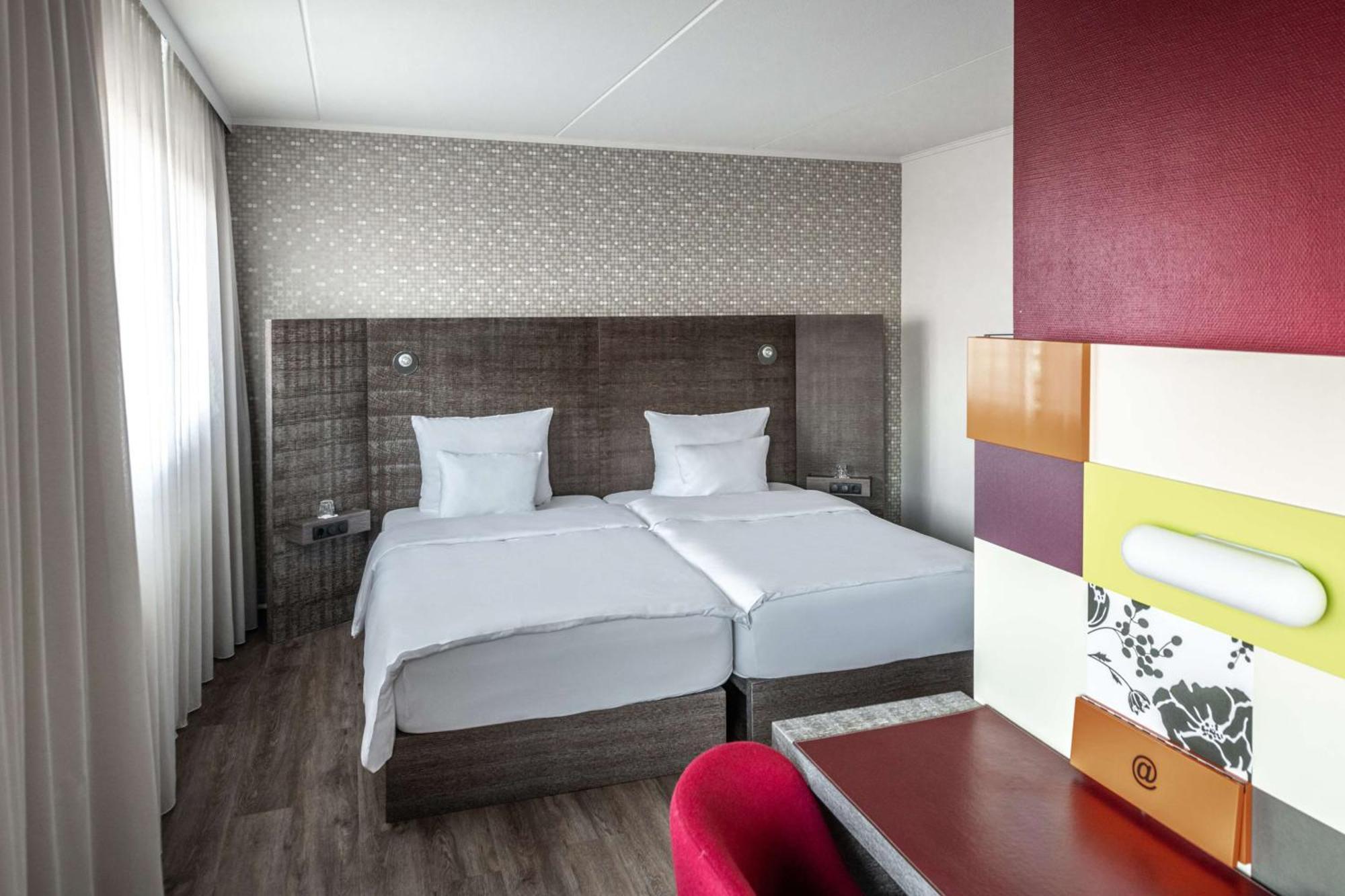 Pentahotel 4*